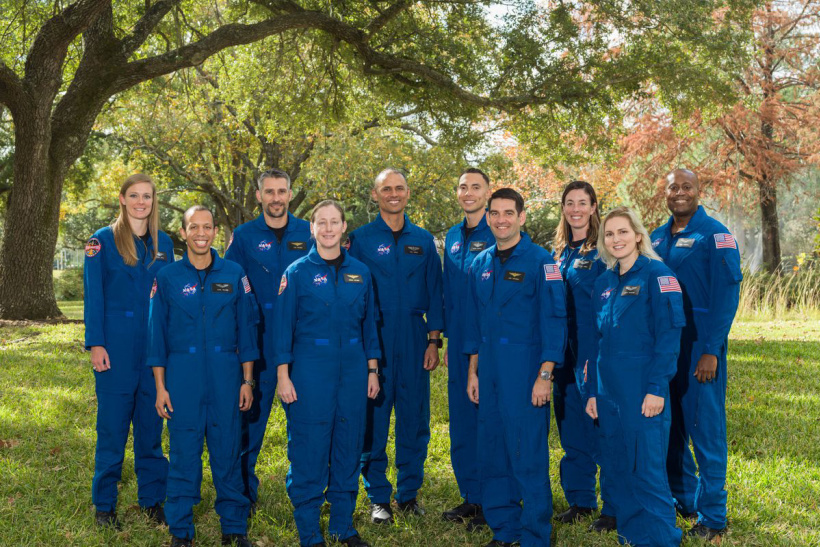 NASA宣布10名新的宇航员候选人，未来目标飞往月球