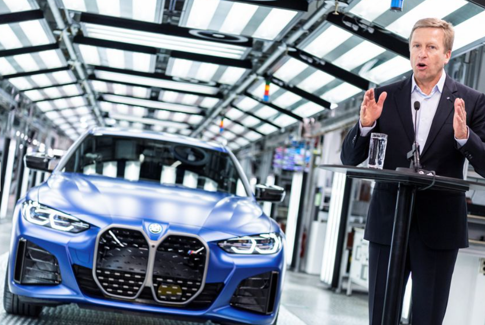 宝马 CEO 反对过于依赖纯电动汽车发展，称“传统燃油车仍有市场”