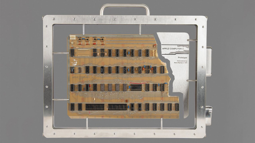 乔布斯曾拥有的Apple-1原型机被拍卖，成交价高达460万元