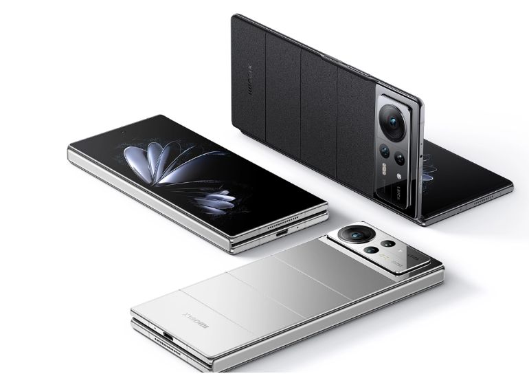 小米 MIX Fold 3 折叠屏手机规格曝光，白色曲面玻璃机身 + 新水滴铰链